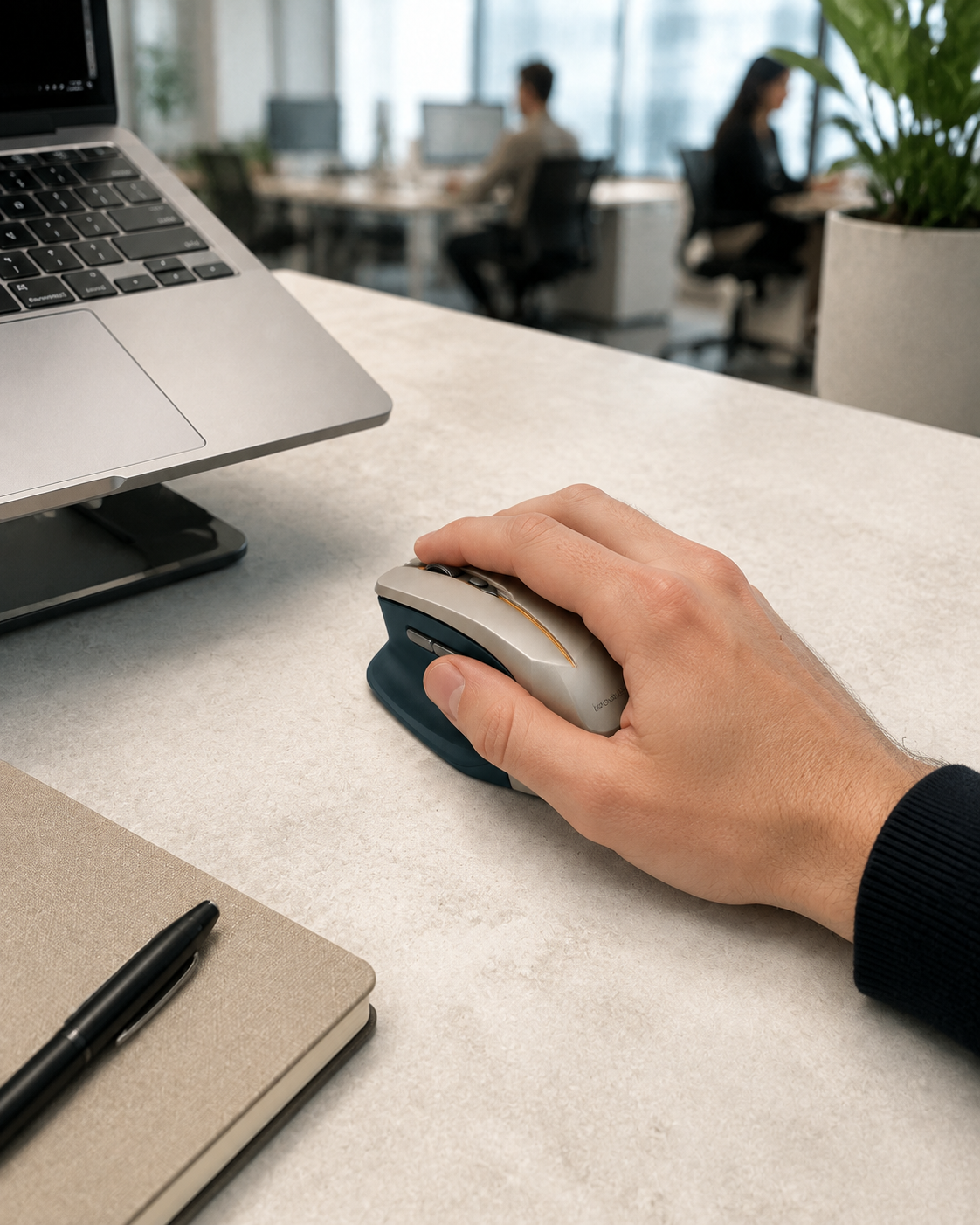 leonovalabs AeroFacet M5 Wireless Ergonomic Mouse with Thumb Support