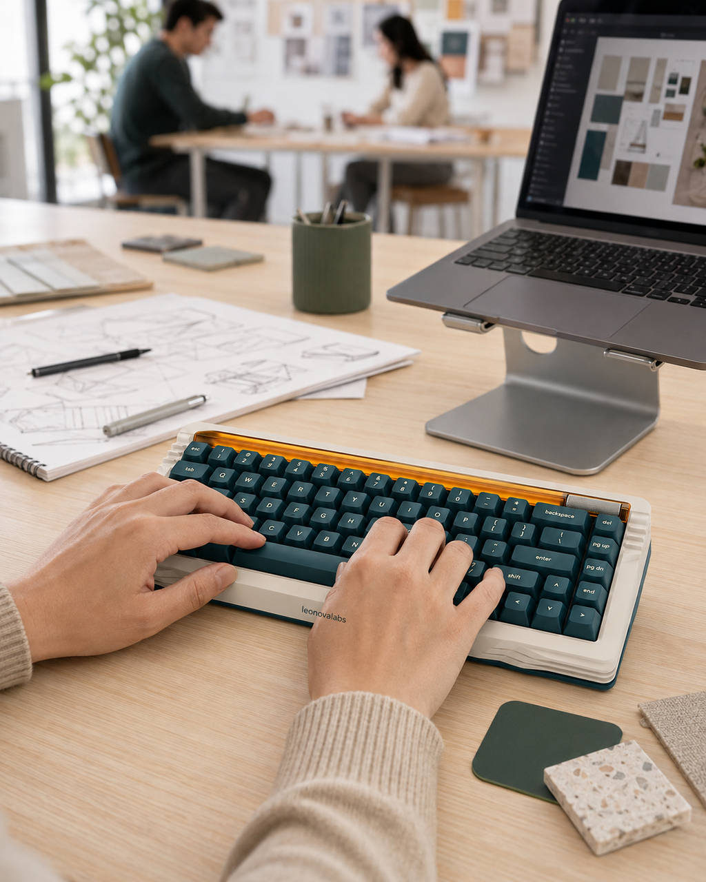 leonovalabs TideLine K68 Wireless Mechanical Keyboard with Media Roller